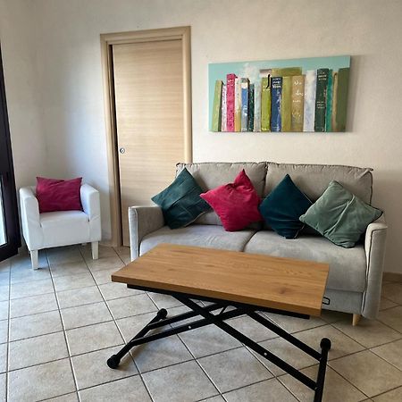 Sarde Appartement Palau Buitenkant foto